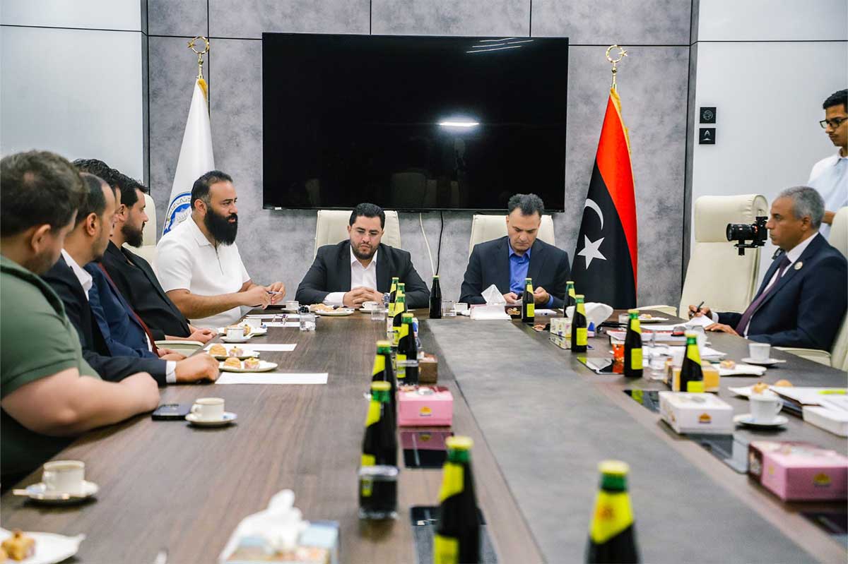 الهيئة وجامعة بنغازي تبحثان إطلاق مركز بحوث لدعم الدراسات البيئية